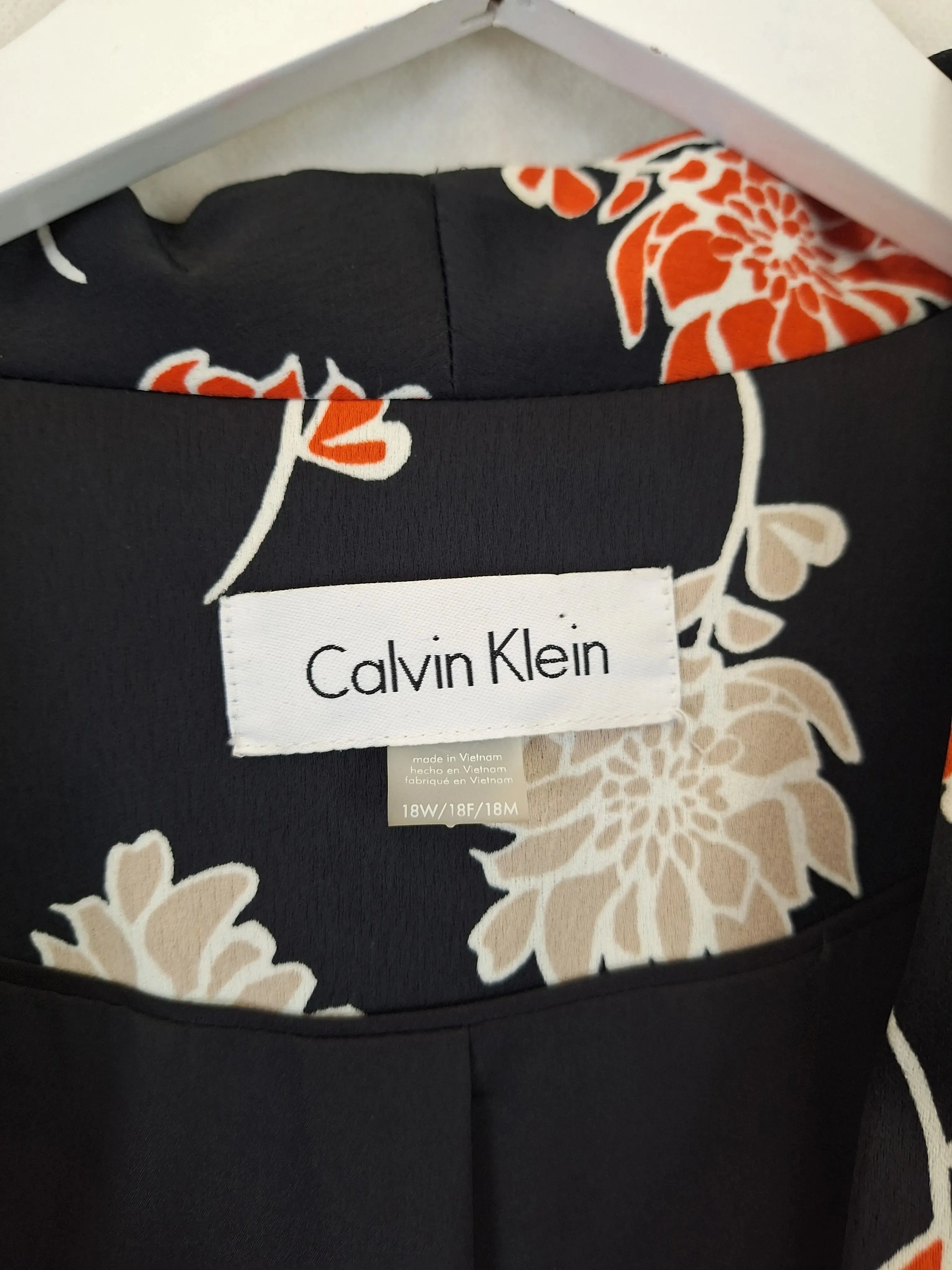 Calvin Klein Sleek Rolled Sleeve Floral Blazer Size 20