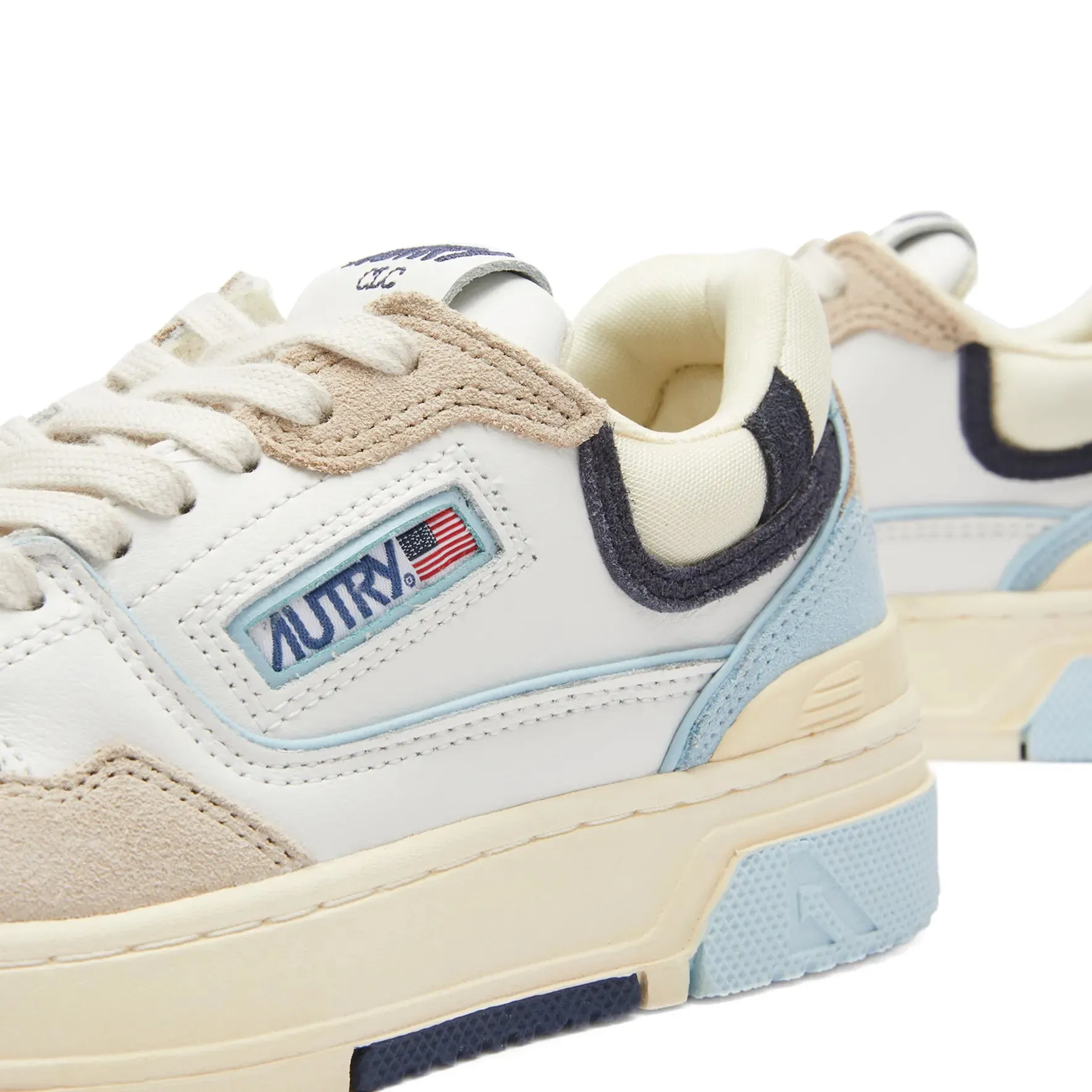 Low-top women's sneakers Autry CLC, white/beige/blue